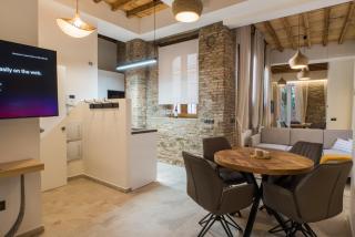 Authentic Studios Alcazaba - 3