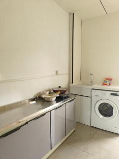 Priscilla Apartment Supermarket Restaurant Downstairs Free Parking Main Road Near Lautoka City Center - 5