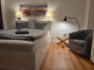 Race Yacht White Line - 6