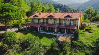 Aphrodite's Inn Kalavrita - 8