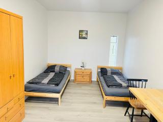 Monteurzimmer Leo 1 - 2