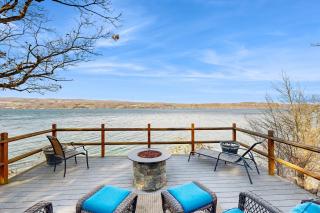 Live Laugh Lake - A - 8