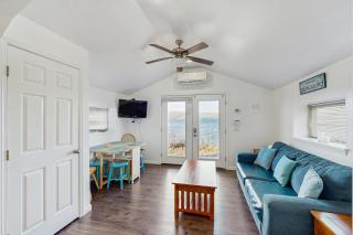 Live Laugh Lake - A - 1