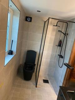 Exklusivt Spa-boende i Sala, Bastu & Jacuzzi Ingår - 6