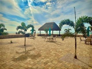 A Beach Retreat on Casey Key - Venice - 9