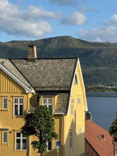 Charming apartment with balcony and view! - 6