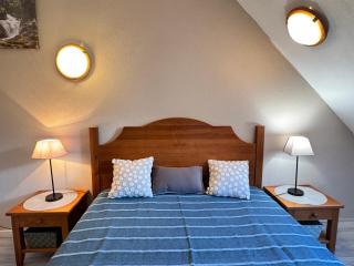 T2 bis 40M2 5P. Vue. Balcon. Parking. Piscine été. - 7