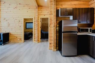 3-BR Lakefront Cottage Rice Lake #1 - 2