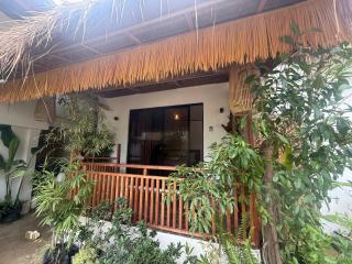 Zhaya's Beach & Cottages - 5