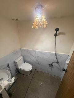 Zhaya's Beach & Cottages - 9