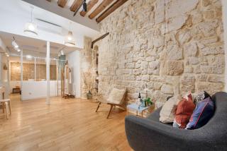 New Stunning 4 Bdrs Apt, With AC – Le Marais - 7