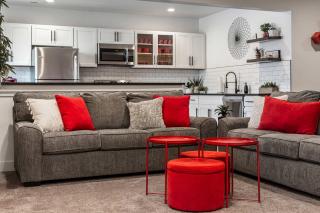 Luxury 2BR Basement Retreat Utah Lake Views - 7