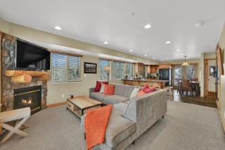 Heart of Eden Powder Mountain Utah All Season Retreat Golf and Ski Resort - Wolf Lodge Condominium - 7