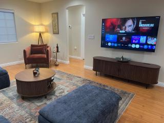 Serene & Stylish Vacation Retreat - 4