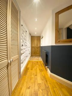 Stylish Cosy Town Centre Duplex - Close to Harbour - 9