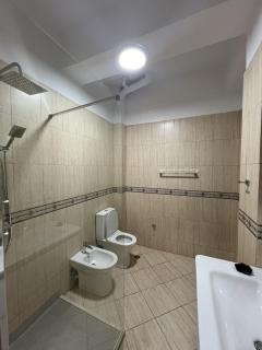 3 bedroom apartment in the heart of Tirana! - 8