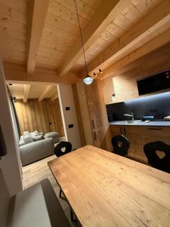 AlpeLuce Mountain Chalet - 5