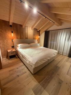 AlpeLuce Mountain Chalet - 3