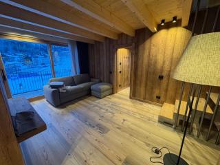 AlpeLuce Mountain Chalet - 1