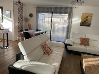 Villa Egurra, à proximité d'une plage de sable fin - 8