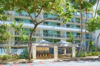 Courtyard by Marriott Waikiki Beach - 5