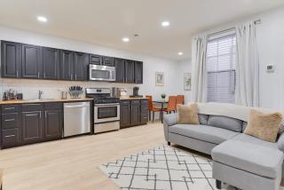 Stylish 2BR Near Union Market & Metro - Washington - 7