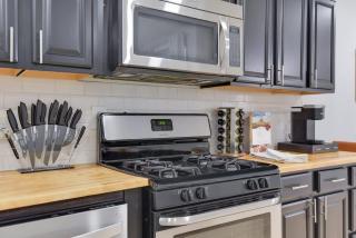 Stylish 2BR Near Union Market & Metro - Washington - 4