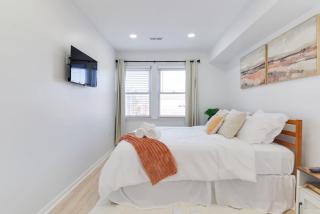 Stylish 2BR Near Union Market & Metro - 3