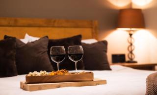 Arnica Chalet 2bd 2bath Ski In Out Silver Star - 5