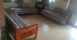 Swanky Economy Homestay - 8