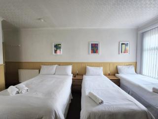 The Everglades - Blackpool - 1