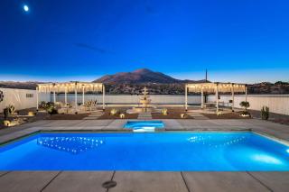 HUGE House in Joshua Tree/Yucca Valley with Pool & Hot Tub - 0