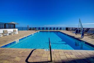 La Bella Inn - POOL OPEN - 0