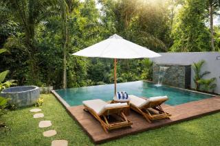 Luxury Jungle Villa in Ubud - Infinity Pool, River View & Total Privacy - 0
