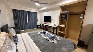 Captain Morgan's Retreat - 2