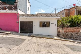 Bonita Casa Sola e Independiente con Garage Privado para 5 personas 2 RECAMARAS - 1