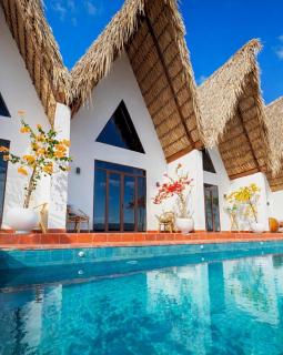 Hotel y Restaurante Buganvilias - 5