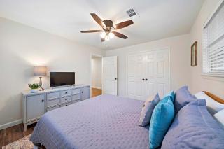 Peaceful Abode in Convenient Baytown Location - 4