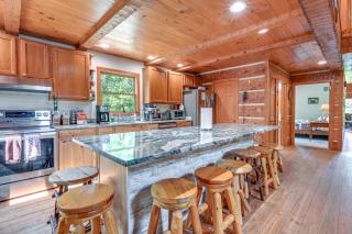 Custom-Built Clarklake Cabin Sauna and Cold Plunge! - 2