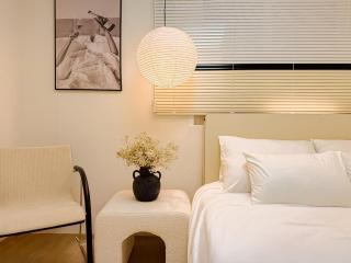 Nuage Atelier 366 in Hongdae - 0