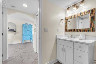107F Barefoot Beach Resort - 2