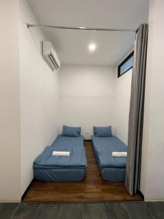 U28 Townhouse in Sematan Upper Unit - 1