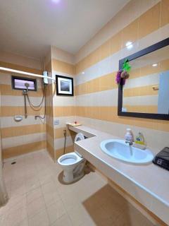 Sunshine Guesthouse Nanai Patong - 7