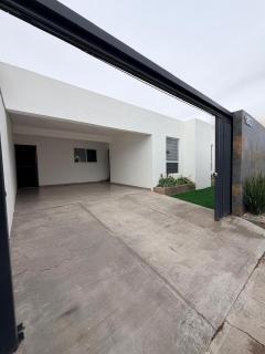 Casa Romaoc - Casa moderna en Residencial Campestre - 1