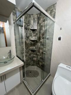 Departamento Vista a parque 02 personas - 1