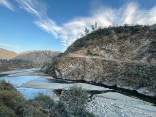 Giri River Side View Stay & Café - 7