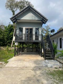 Homestay Tok Ayah Pekan Nanas - 0