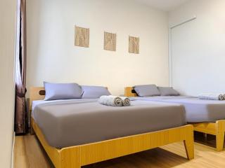 Taiping View High Floor 12 Pax Pool and Games - 3