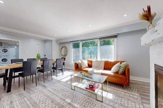 10 Acre Farmhouse with Pool + 5 Bedrooms/3 Baths - 4