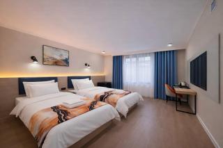 Huaxia Hotel Bishkek - 3